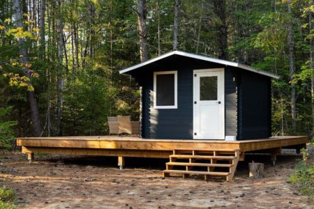 Fox Hunt Cabin - Front