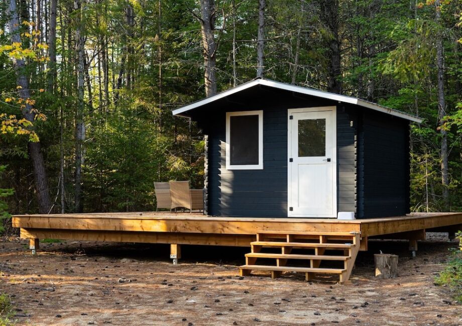 Fox Hunt Cabin - Front